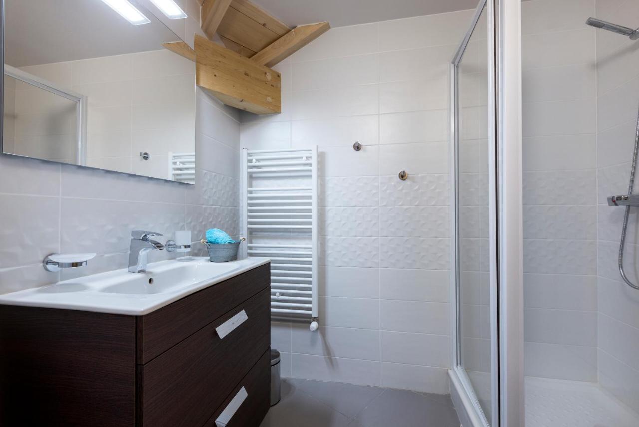 Terresens - Le Saphir Aparthotel Vaujany Kültér fotó